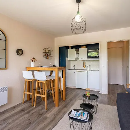 Les Ecureuils-2 By Interhome アパート *