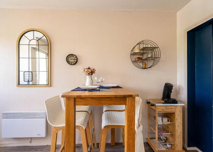 Les Ecureuils-2 By Interhome